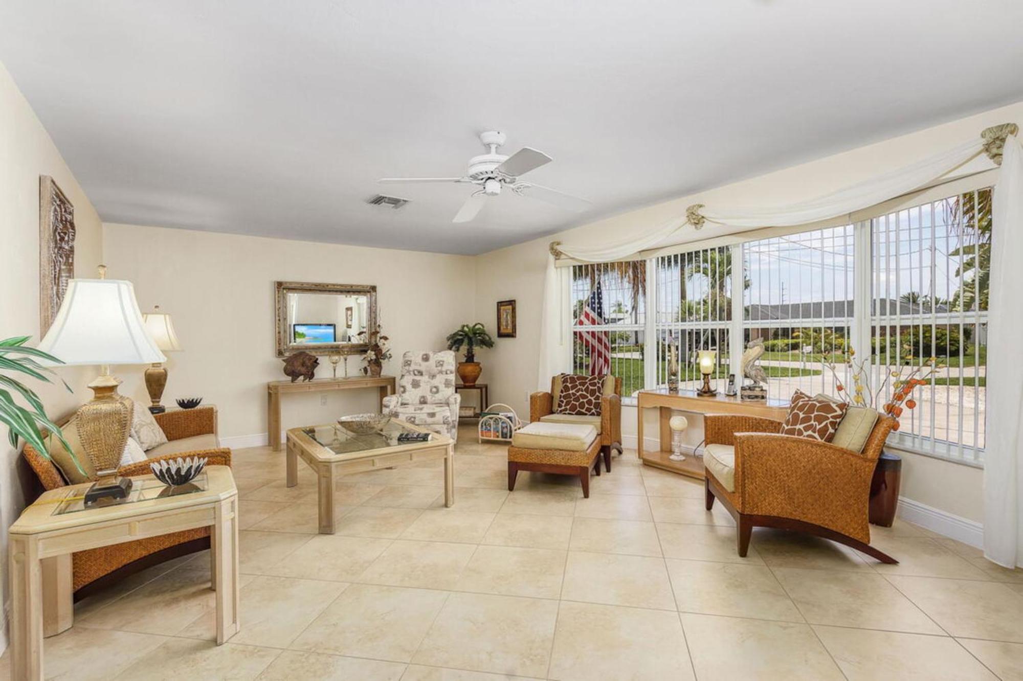 Villa Catalina Isles - Holidays In Paradise Cape Coral Exterior foto
