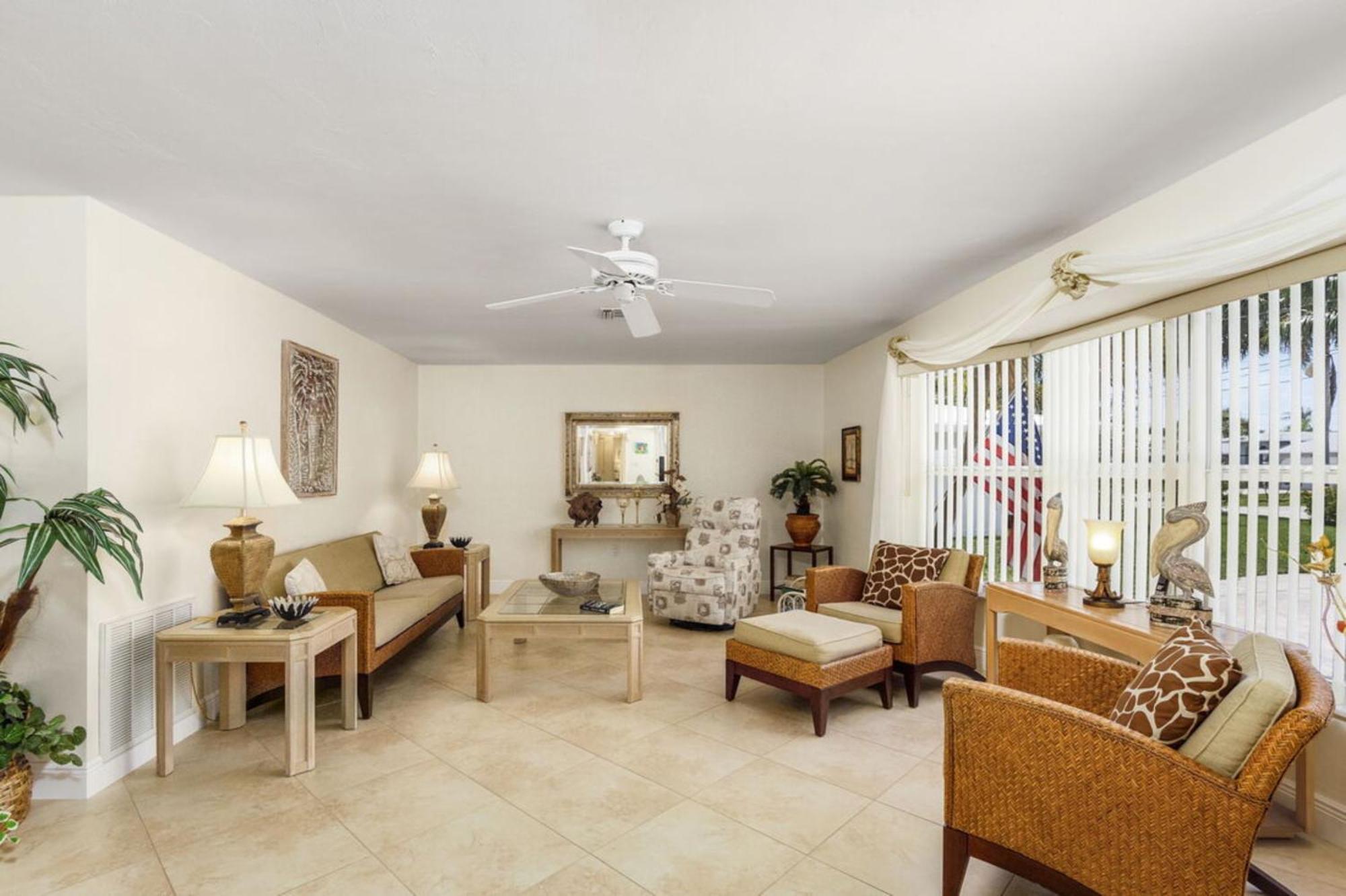 Villa Catalina Isles - Holidays In Paradise Cape Coral Exterior foto